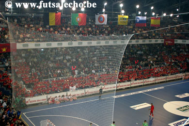 The Spiroudome is ... sold out!! (Photo courtesy: Cedric Bouillon - Futsal Echo)