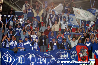 Another image of Dinamo's fans (Photo courtesy: Cedric Bouillon - Futsal Echo)