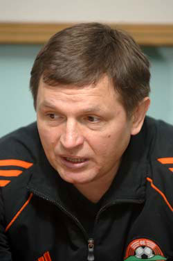 ... his colleague Oleg Solodovnyk can*t feel the same... (Photo courtesy: Valeriy Dudush)