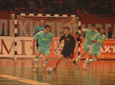 Neto followed by Sytin (Photo courtesy: Boomerang Interviu)