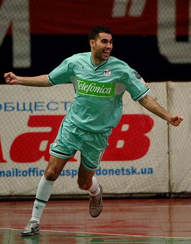 Joan celebrating for Boomerang (Photo courtesy: Valeriy Dudush)