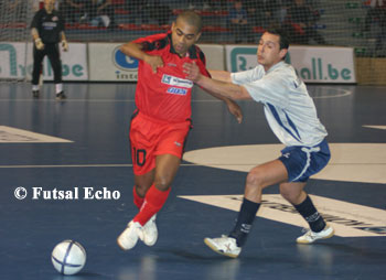 Eder (Action 21) vs Lakoseljac (Svea Lesna): part 1 (Photo courtesy: Cedric Bouillon - Futsal Echo)