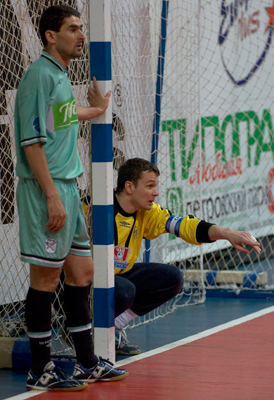 Pavel Stepanov and Daniel, two different aims... (Photo courtesy: Konstantin Molchanov)