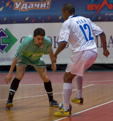 Daniel is waiting for Pel� (Photo courtesy: Konstantin Molchanov)