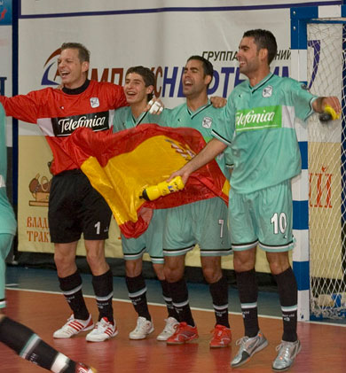 Luis Amado, Kiki, Andreu and Joan: here's the party! (Photo courtesy: Konstantin Molchanov)