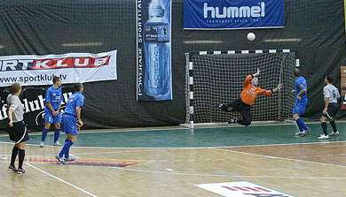 What a save by Gyula Tóth (Photo courtesy: Miklos Biszkup)