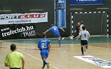 How to score a goal: lesson by Tamas Szente - Part 1... (Photo courtesy: Miklos Biszkup)