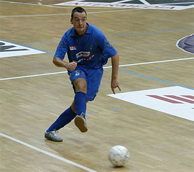 Pŕl Baranyai in action (Photo courtesy: Miklos Biszkup)