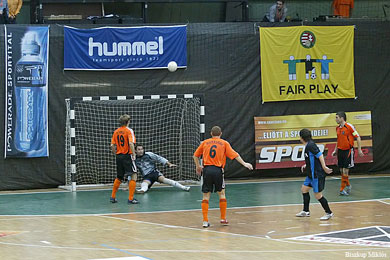 Great save by Vladyslav Kornyeyev vs the Alexandre Topalo*s attempt(Photo courtesy: Miklos Biszkup)