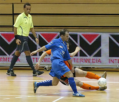 Sytin vs Gyurcs�nyi (Photo courtesy: Miklos Biszkup)