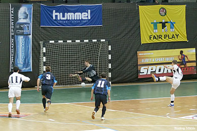 ... and one for Toligma! (Photo courtesy: Miklos Biszkup)