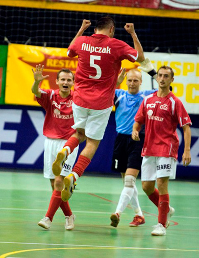 ... good reason to celebrate! (Photo courtesy: Clearex Chorzow)