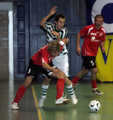 Adam Kryger vs Evandro (Photo courtesy: Clearex Chorzow)