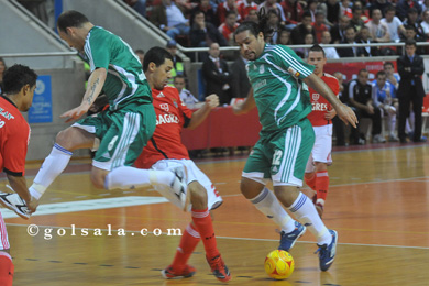 Rogerio Vilela between Schumacher and Betao (Photo courtesy: Enrique Serrano - Golsala)