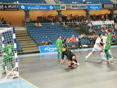 Alter Ego Luparense vs Tornado Chisinau (Photo courtesy: Brigitta So�s - Futsal Hungary)