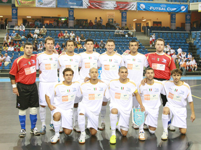 Alter Ego Luparense vs Tornado Chisinau (Photo courtesy: Brigitta So�s - Futsal Hungary)