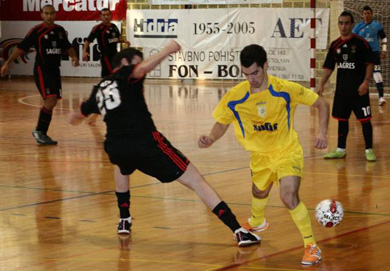 SL Benfica vs KMN Puntar (Photo courtesy: Sergey Lysenchuk)