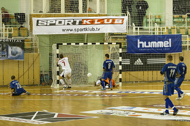  (Photo courtesy: Miklos Biszkup)