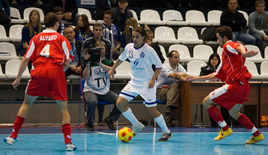 Joan between Alvaro and Mauricio (Photo courtesy: Konstantin Molchanov)