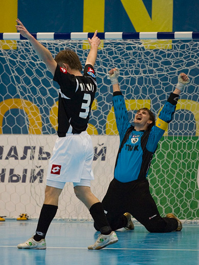 Mokhov and Zouev, time to celebrate! (Photo courtesy: Konstantin Molchanov)