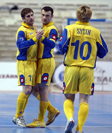 Pylypiv, Koridze and Sytin: goal for Ukraine! (Photo courtesy: Joe Pepler - UEFA.com)
