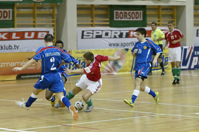 Russia vs Hungary (Photo courtesy: Miklos Biszkup)