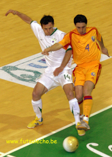 Slovenia vs Romania (Photo courtesy: Cedric Bouillon - Futsal Echo)
