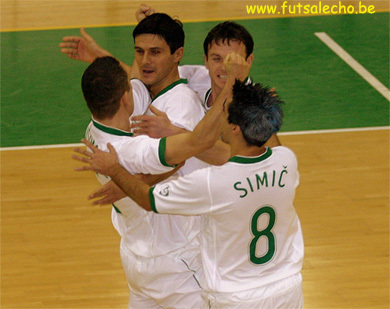 Slovenia vs Romania (Photo courtesy: Cedric Bouillon - Futsal Echo)