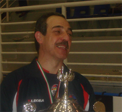 Vicente de Luise celebrating the A2 division cup triumph with Napoli Barrese