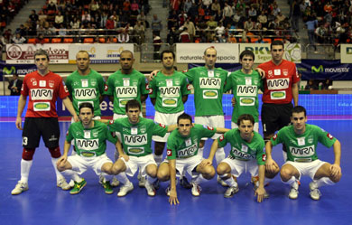MRA Gvtarra Xota<br>Gascòn, Alexandre, Lukaian, Dè, Javi Eseverri, Joseba, Juanito<br>Costinha, Arnaldo, Josè Gomez, Tete, Charli Morteruel (Photo courtesy: Angel Perez - LNFS)